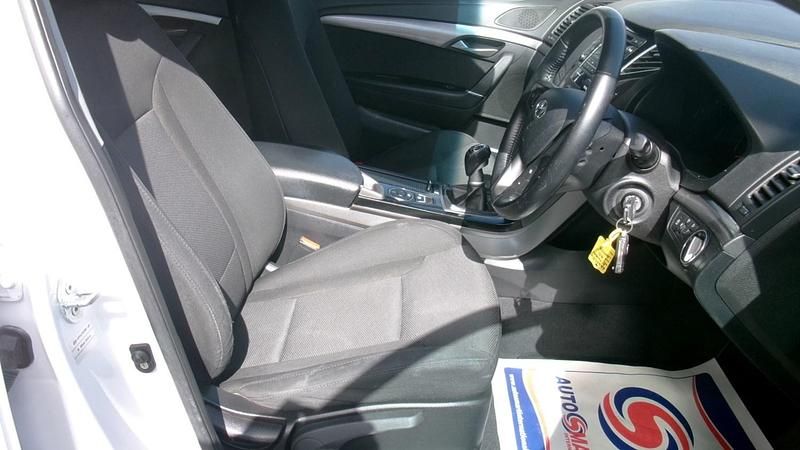 Used Hyundai i40 2015 White Estate