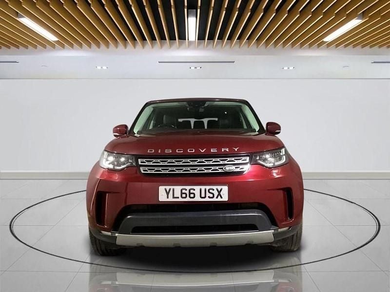 Used Land Rover Discovery 5 HSE 240 HP (176 kW) 2017 Red SUV
