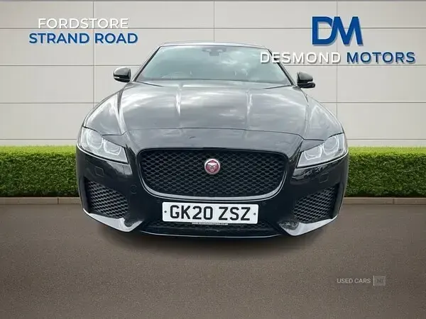 Used Jaguar XF Chequered Flag 250 HP (183 kW) 2020 Black Sedan
