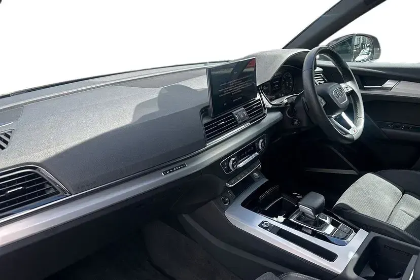 Used Audi Q5 S-Line 204 HP (150 kW) 2024 Black SUV