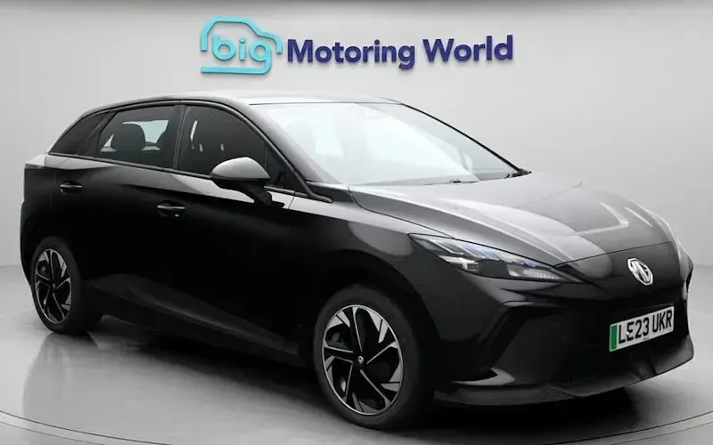 Używany MG MG4 EV SE 319 kW (435 KM) 2023 Hatchback