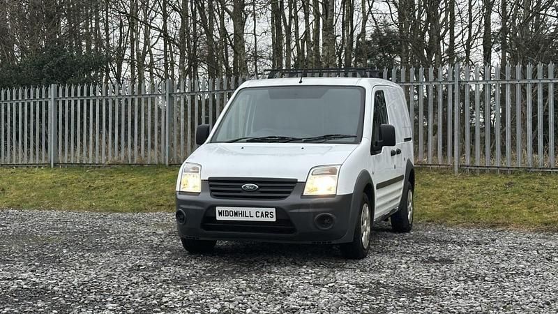 Used Ford Transit Connect 90 HP (66 kW) 2011 White MPV