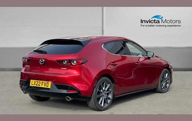 Used Mazda 3 Edition 120 HP (88 kW) 2022 Red Hatchback