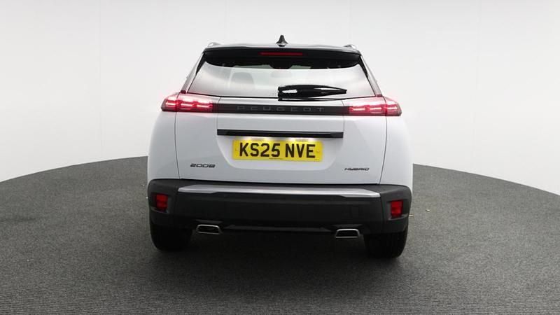 Used Peugeot 2008 GT 134 HP (98 kW) 2025 White SUV