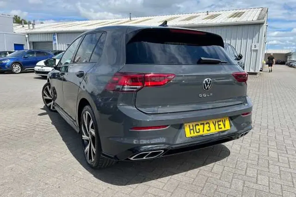 Used VW Golf VIII 130 HP (95 kW) 2024