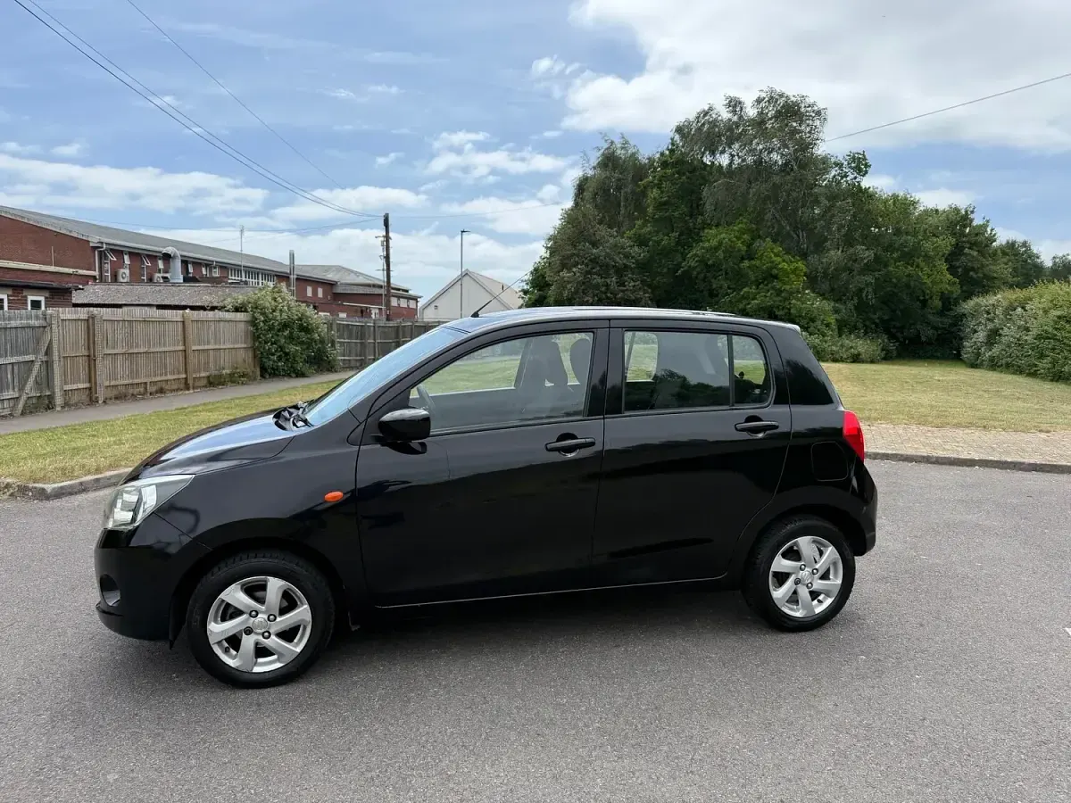 Used Suzuki Celerio SZ4 68 HP (50 kW) 2017 Black Hatchback