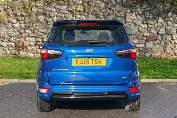 Used Ford Ecosport ST-Line 125 HP (91 kW) 2018 Lightning blue metallic/black roof SUV