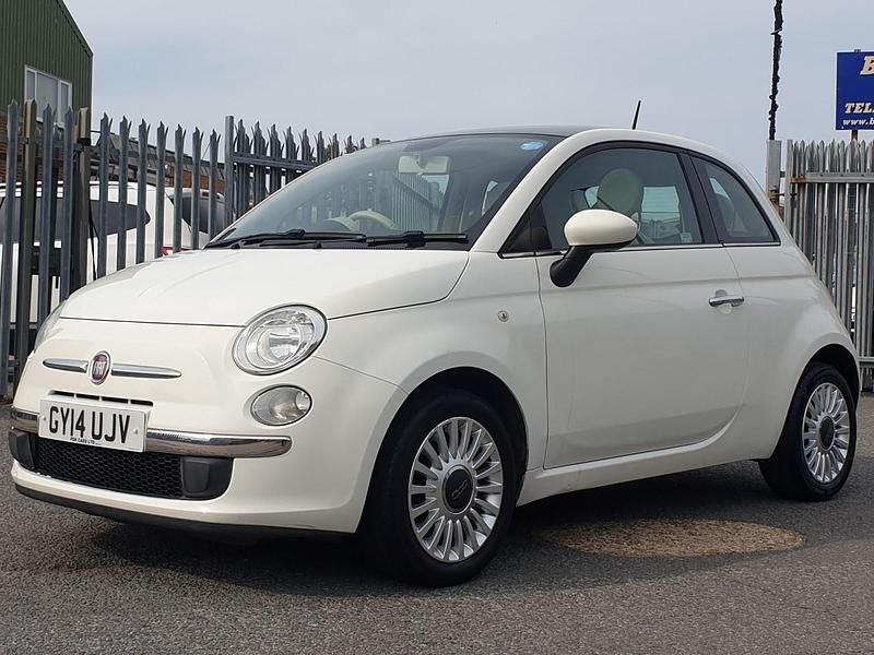 White Used 2014 Fiat 500 Lounge Hatchback | £3,495 (Fair price) - Image 1/4
