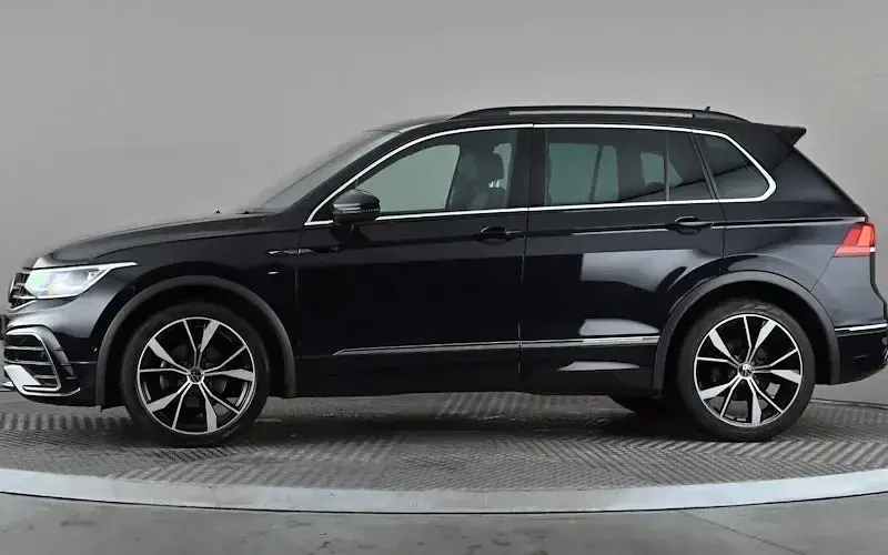 Used VW Tiguan R-line 150 HP (110 kW) 2023 SUV