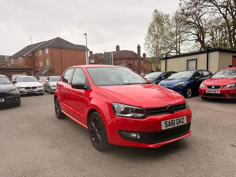 Used VW Polo Match 60 HP (44 kW) 2011 Red Hatchback
