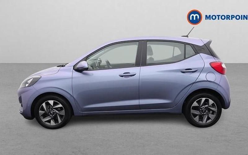 Used Hyundai i10 Advanced 63 HP (46 kW) 2025 Blue Hatchback