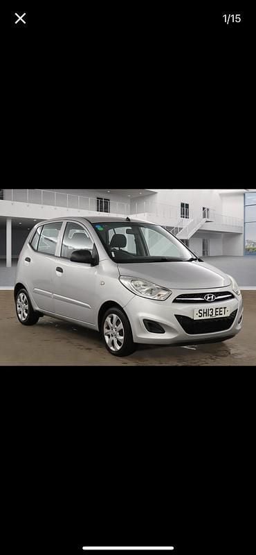 Silver Used 2013 Hyundai i10 Classic Hatchback | £2,450 (Good price) - Image 1/4