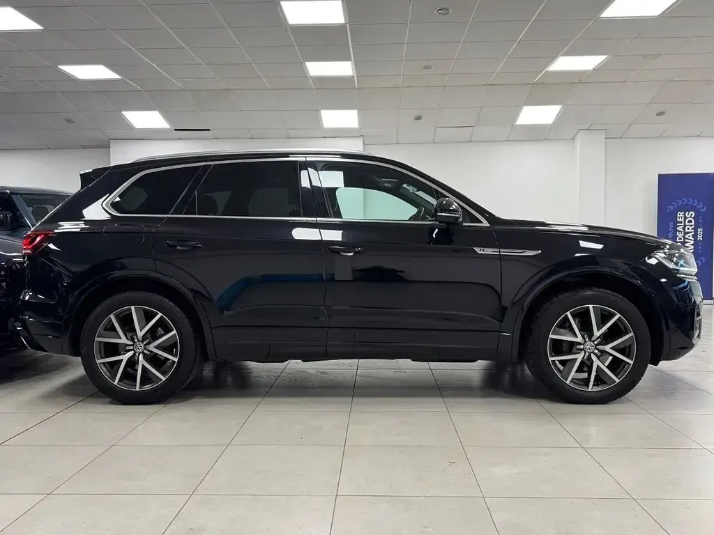 Używany VW Touareg R-line 286 KM (210 kW) 2019 Czarny SUV