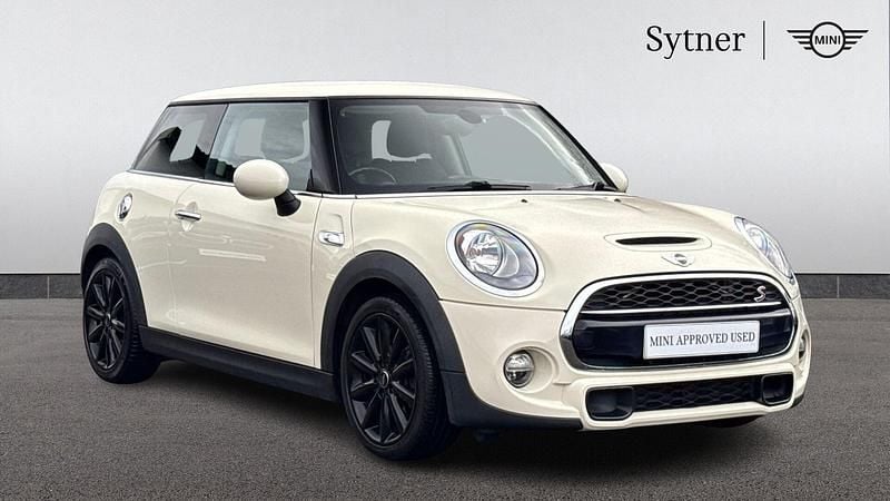 Used Mini Cooper S Hatch 189 HP (139 kW) 2015 White Hatchback