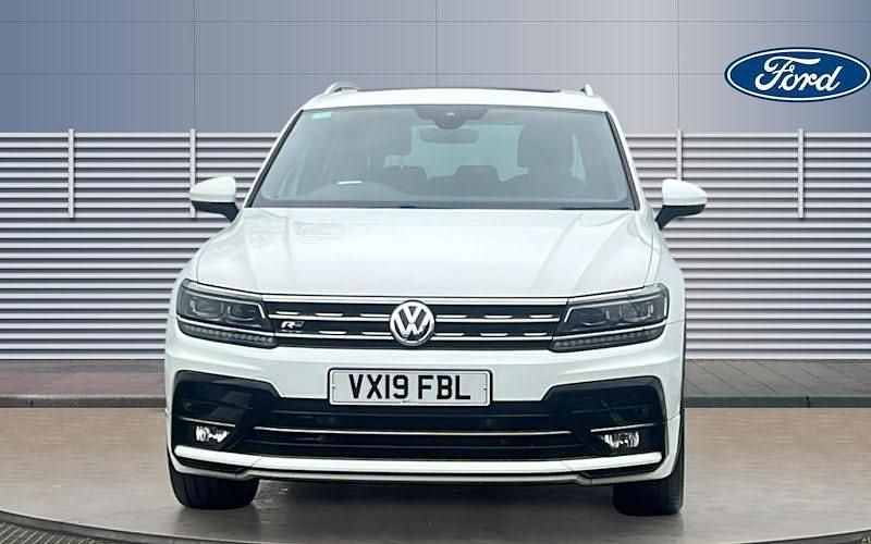 Used VW Tiguan R-line 150 HP (110 kW) 2018 White SUV