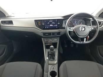Used VW Polo SE 65 HP (47 kW) 2019 Silver Hatchback