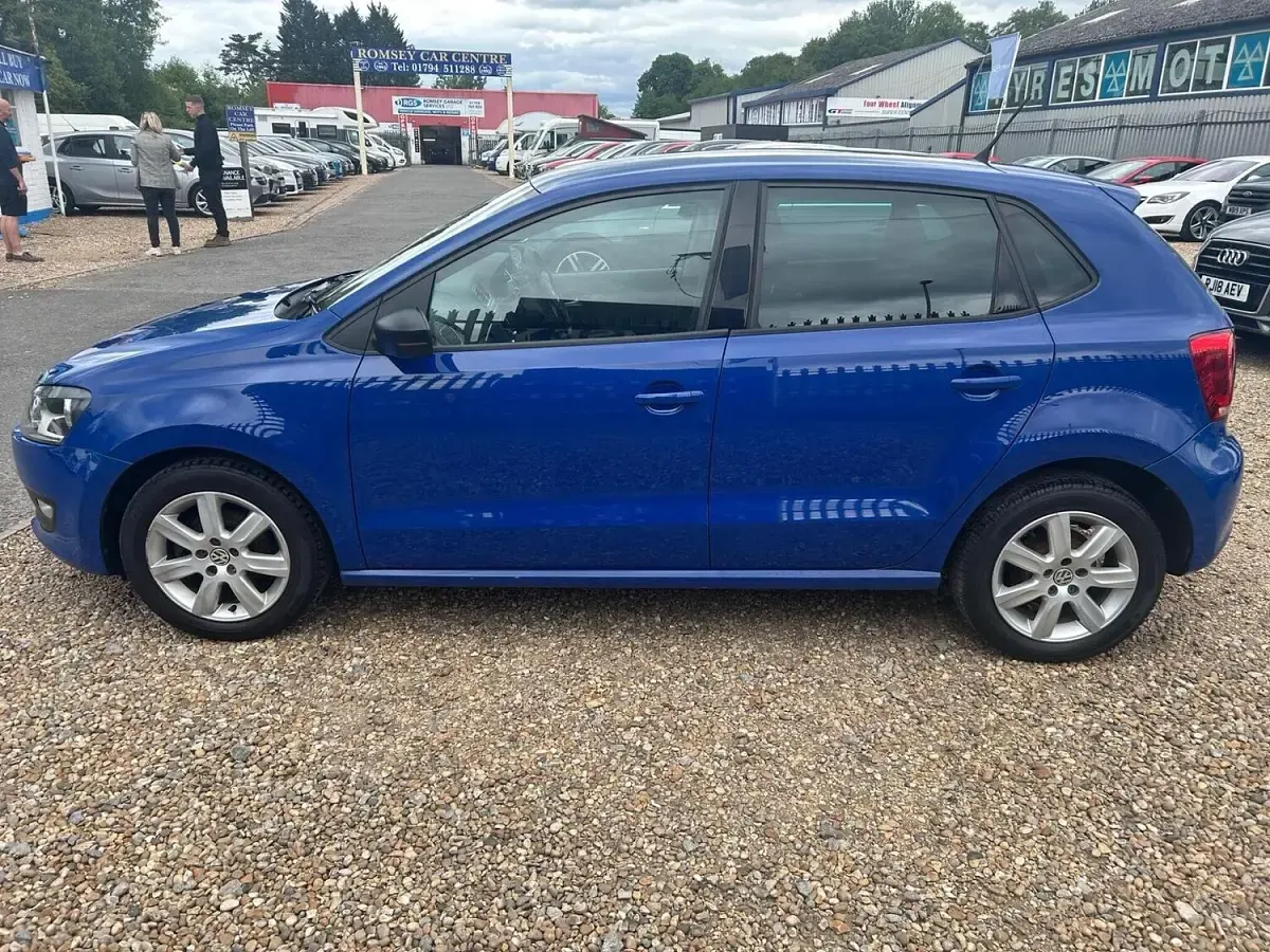 Used VW Polo Match 60 HP (44 kW) 2012 Blue Hatchback