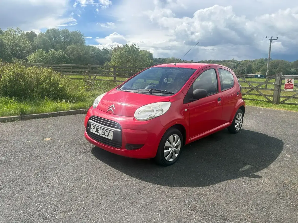 Usado Citroën C1 VTR Sport 68 HP (50 kW) 2012 Vermelho Citadino