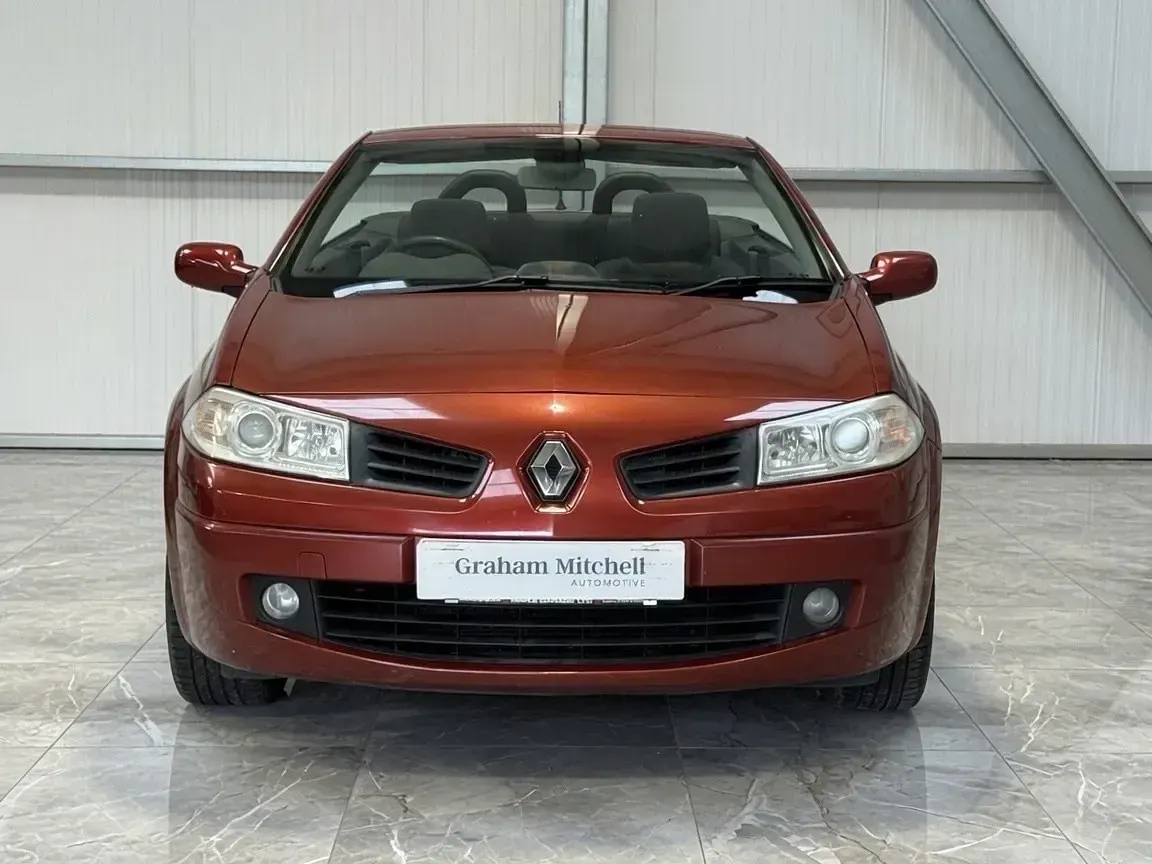Used Renault Mégane Cabriolet Dynamique 2008 Red Cabriolet