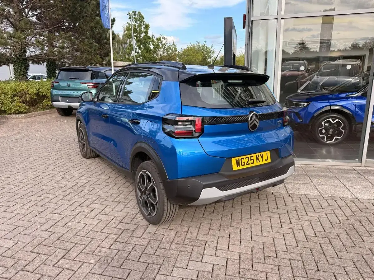 New Citroën C3 99 HP (72 kW) 2025 Blue SUV