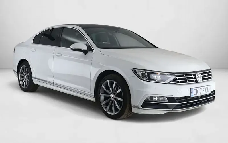 Used VW Passat R-line 190 HP (139 kW) 2017 Sedan