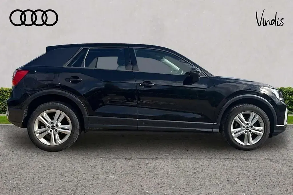 Used Audi Q2 Sport 110 HP (80 kW) 2021 Black SUV