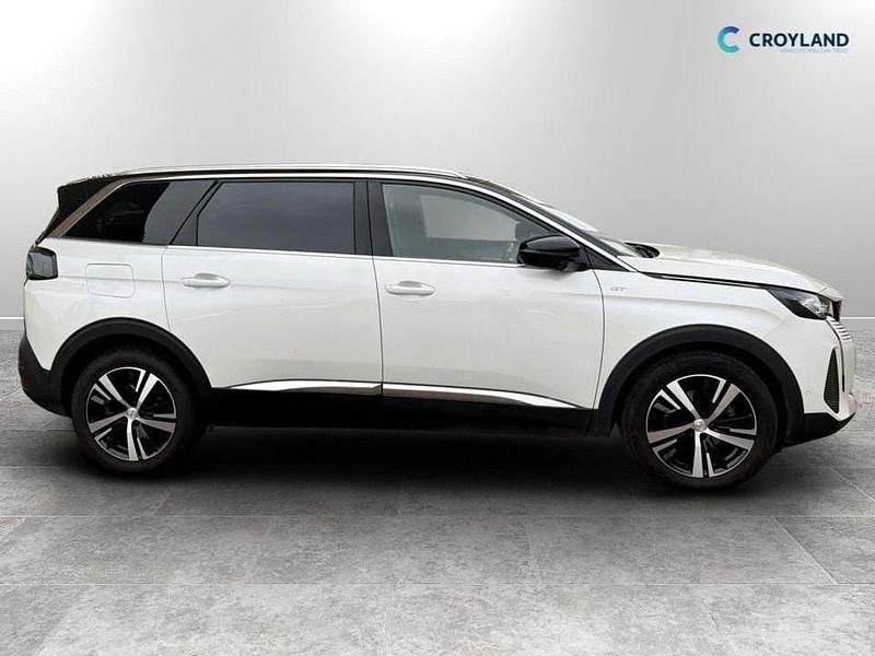 Used Peugeot 5008 GTi 180 HP (132 kW) 2021 White SUV