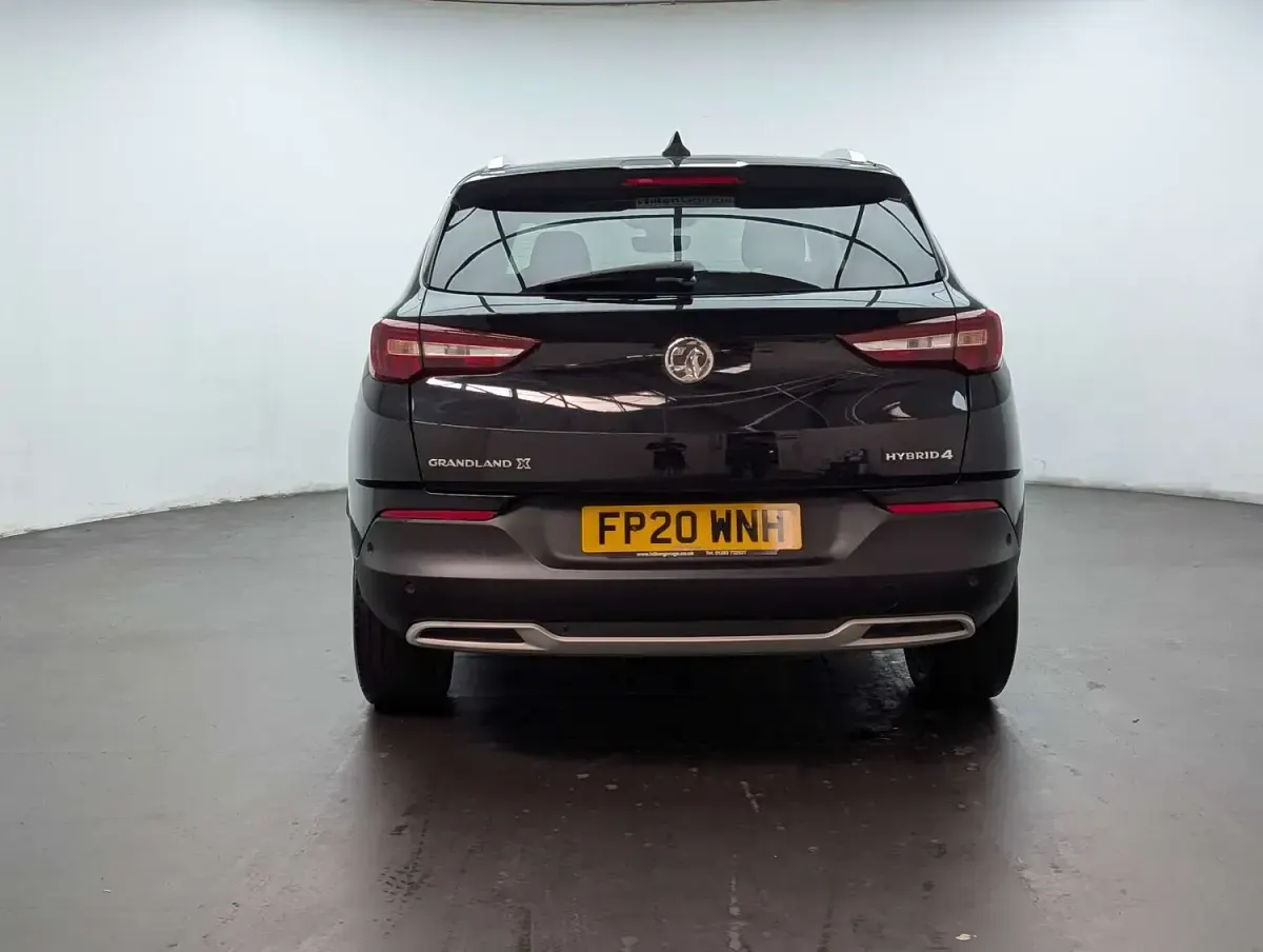 Used Vauxhall Grandland X Business Edition 300 HP (220 kW) 2020 Black SUV