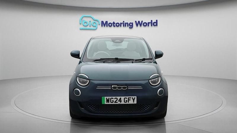Second-hand Fiat 500e La Prima 86 kW (118 CP) 2024 Hatchback