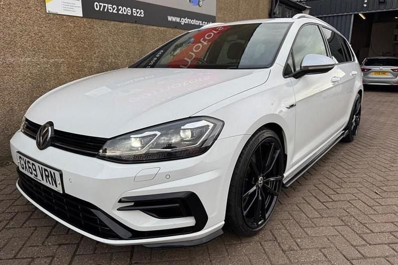 Used VW Golf VII R 300 HP (220 kW) 2019 White Estate