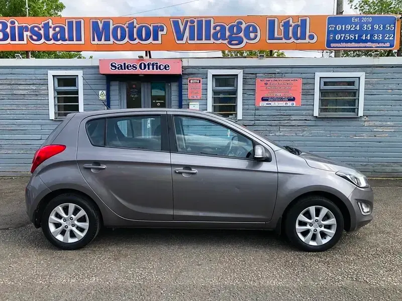 Used Hyundai i20 Style 2012 Grey Hatchback