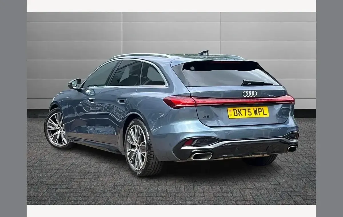 Used Audi A5 S-Line 150 HP (110 kW) 2025 Blue Estate