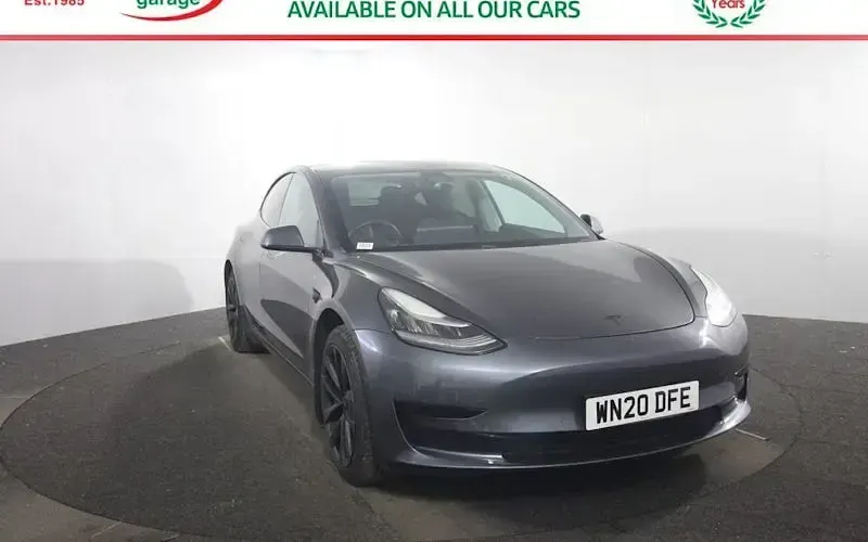 Usado Tesla Model 3 Standard Range 180 kW (245 HP) 2021 Sedan