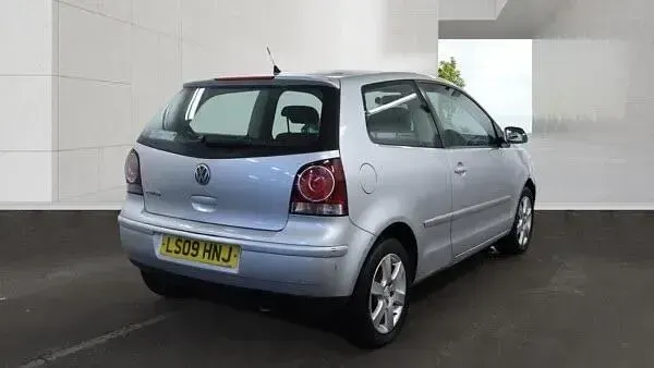 Begagnad VW Polo Match 2009 Silver Halvkombi