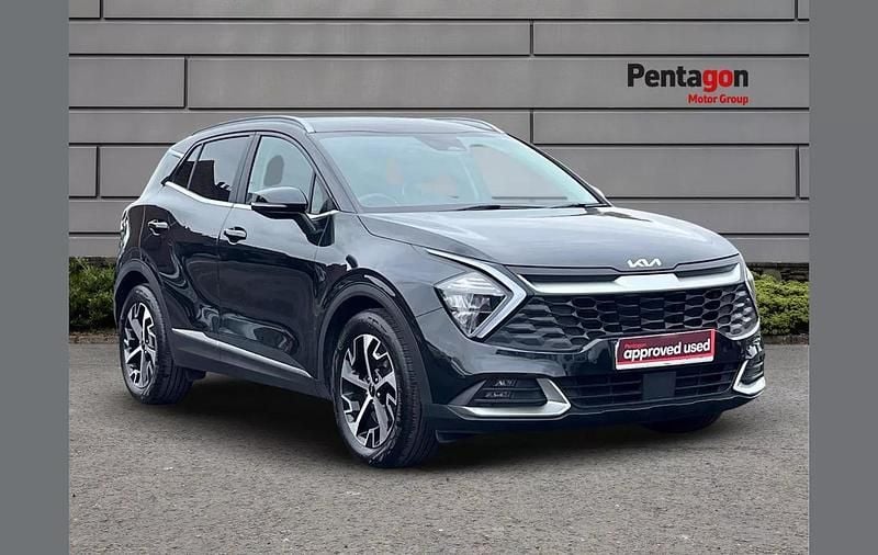 Black Used 2022 Kia Sportage 3 SUV | £21,295 (Fair price) - Image 1/4