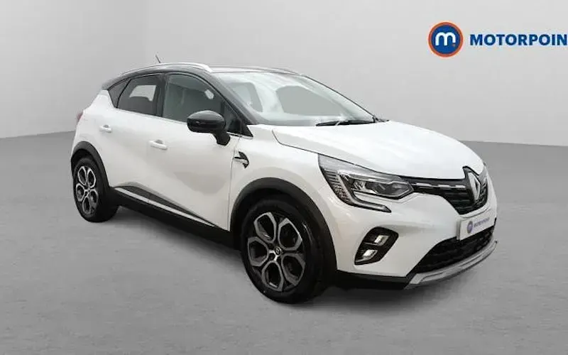 Begagnad Renault Captur SE 140 HK (102 kW) 2022 SUV