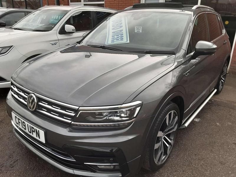 Used VW Tiguan R-line 150 HP (110 kW) 2019 Grey SUV