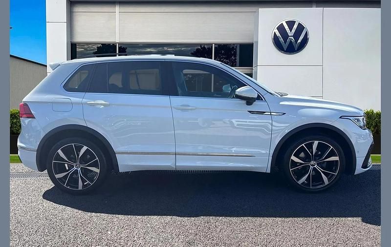 Used VW Tiguan R-line 150 HP (110 kW) 2023 White SUV