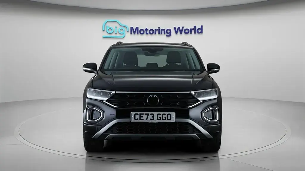 Begagnad VW T-Roc S 150 HK (110 kW) 2023 Svart SUV