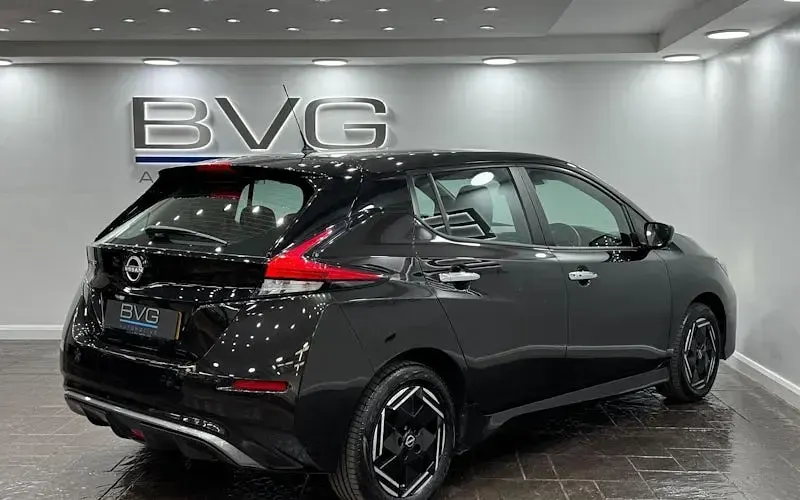 Used Nissan Leaf Acenta 110 kW (150 HP) 2022 Black Hatchback