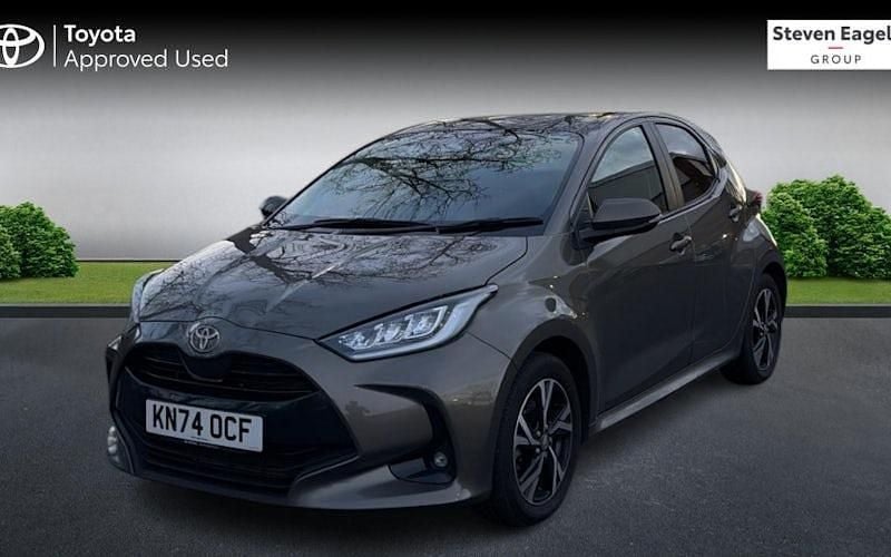 Used Toyota Yaris Hybrid Design 116 HP (85 kW) 2025 Hatchback