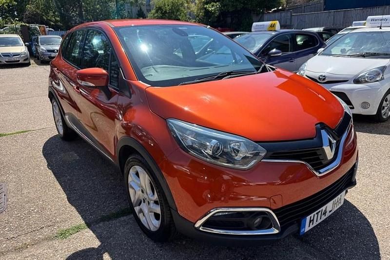 Orange Used 2014 Renault Captur Dynamique SUV | £4,395 (Fair price) - Image 1/1