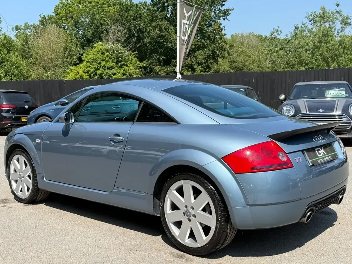 Used Audi TT Performance 250 HP (183 kW) 2003 Blue Coupe