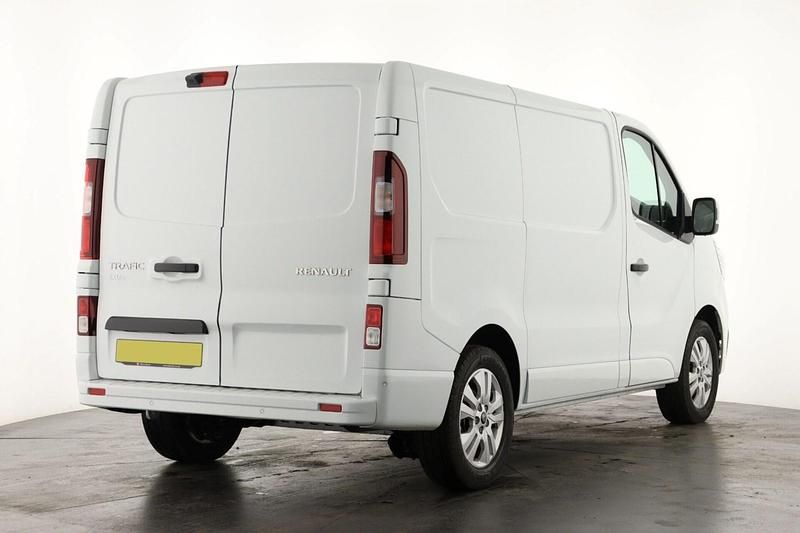 Usado Renault Trafic 2024 Branco Monovolume