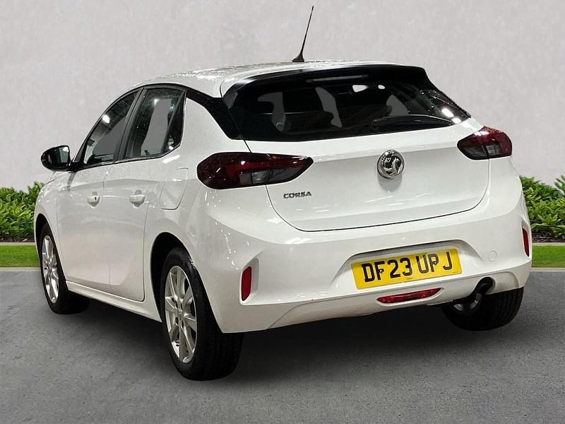 Used Vauxhall Corsa Design Edition 75 HP (55 kW) 2023 White Hatchback