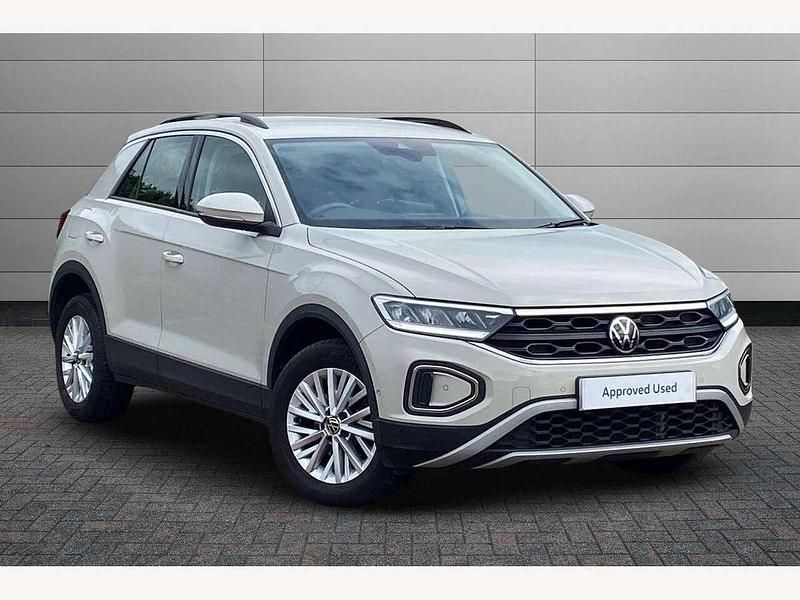 Grey Used 2022 VW T-Roc Life SUV | £18,950 (Fair price) - Image 1/4