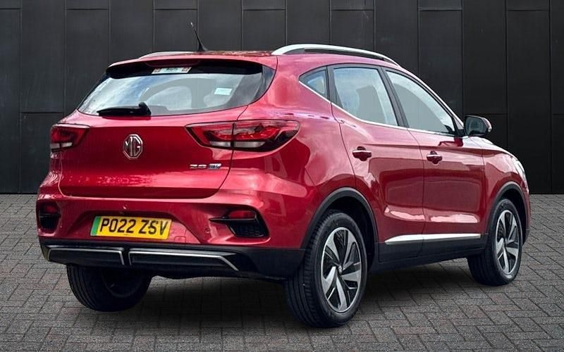 Used MG ZS Trophy 130 kW (177 HP) 2022 Red Sedan