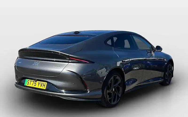 Usado MG IM5 Performance 553 kW (752 HP) 2025 Prateado Citadino