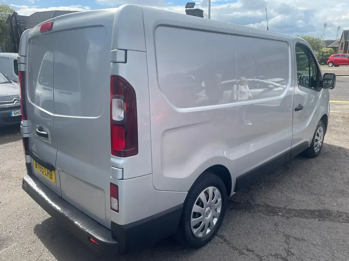 Used Renault Trafic Business 2016 Silver MPV