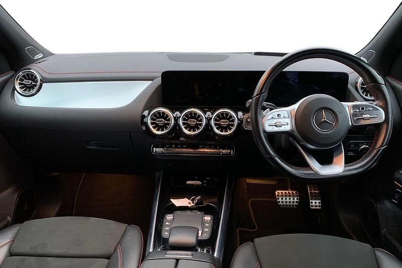 Used Mercedes EQA250 AMG line 139 kW (190 HP) 2021 Silver SUV